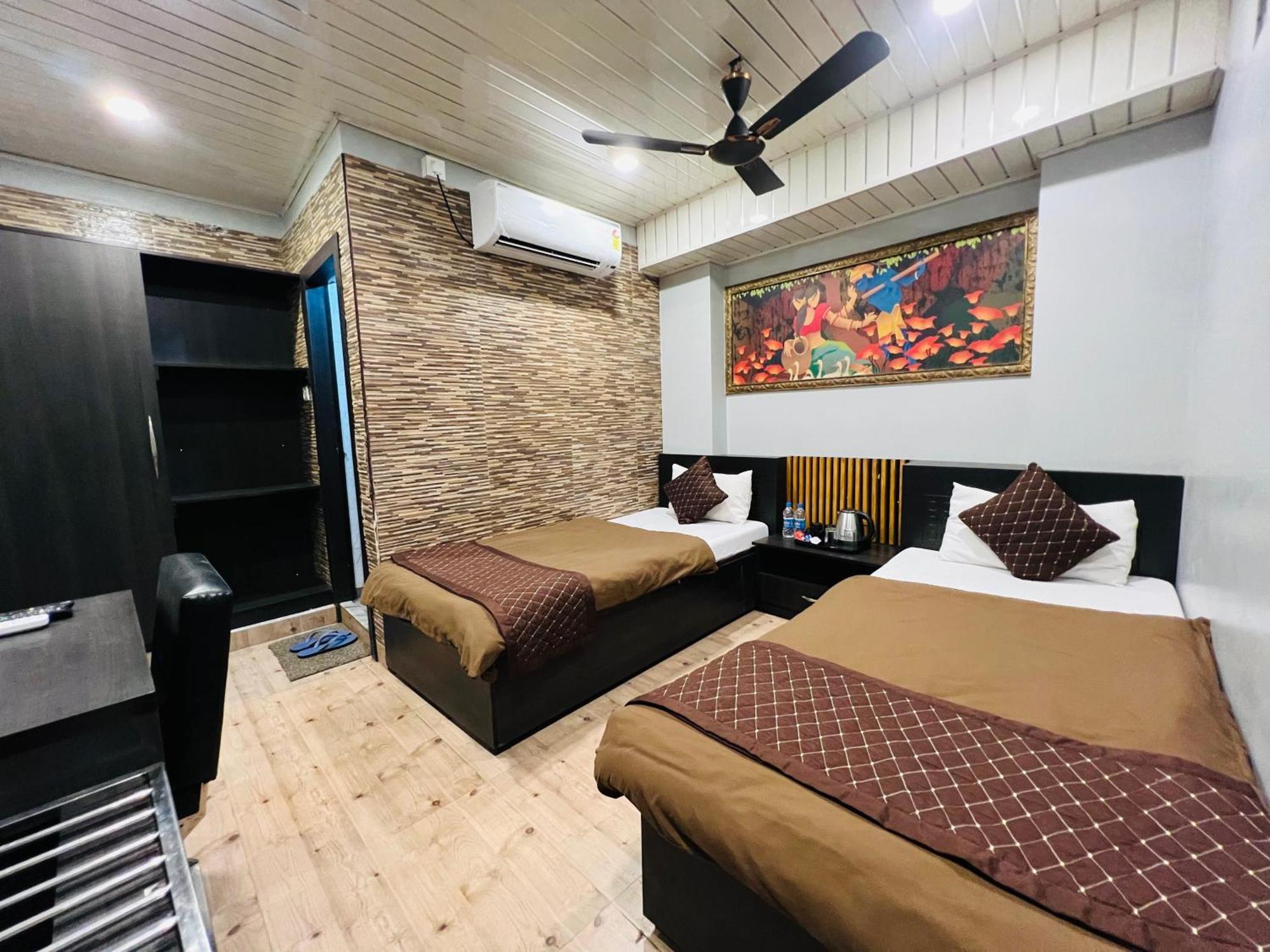 Hotel Sabera Siliguri Exterior foto