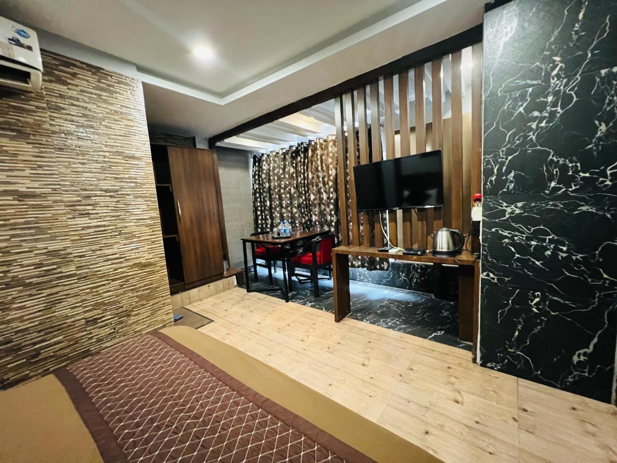 Hotel Sabera Siliguri Exterior foto