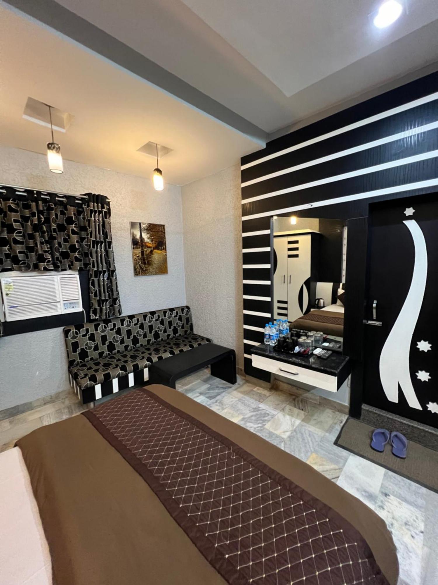 Hotel Sabera Siliguri Exterior foto